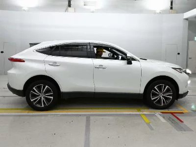 Toyota HARRIER HYBRID