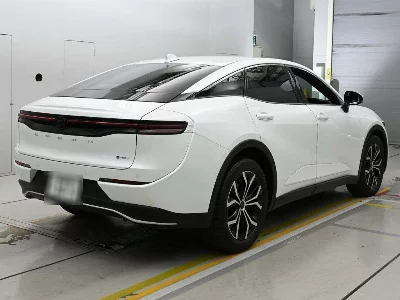Toyota Crown Crossover