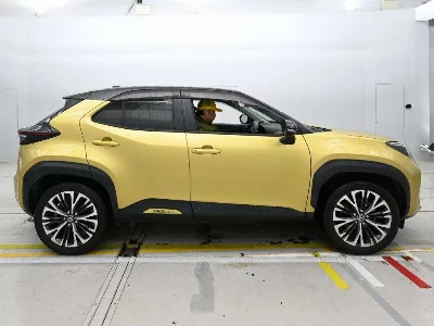 TOYOTA YARIS CROSS