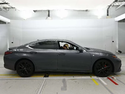Lexus ES300h