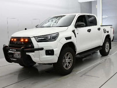 TOYOTA HILUX PICK UP