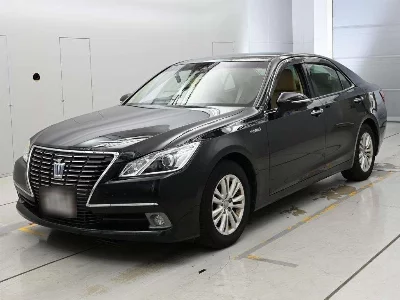 Toyota CROWN HYBRID