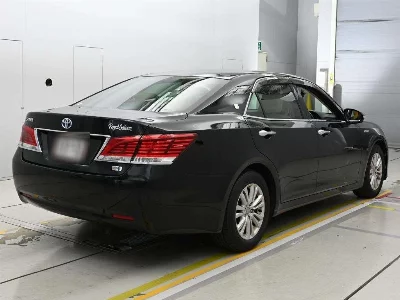 Toyota CROWN HYBRID