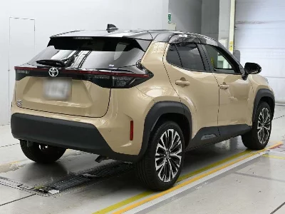 TOYOTA YARIS CROSS
