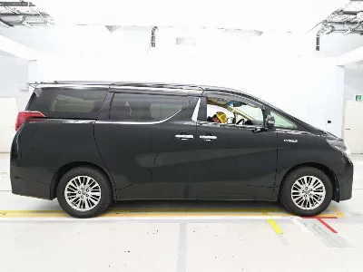 Toyota ALPHARD HYBRID