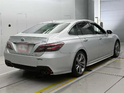 TOYOTA CROWN HYBRID