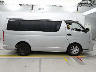 Toyota HIACE WAGON