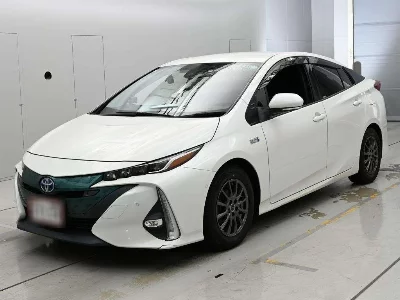 Toyota Prius PHV