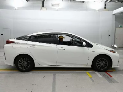 Toyota Prius PHV