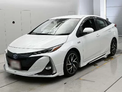Toyota Prius PHV