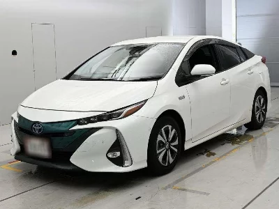Toyota Prius PHV