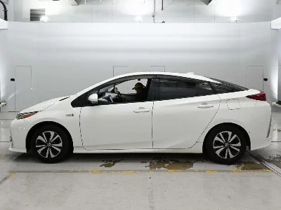 Toyota Prius PHV