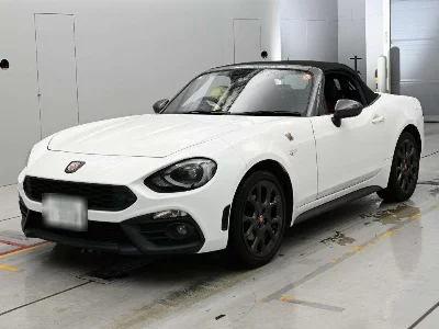 Abarth 124 Spider