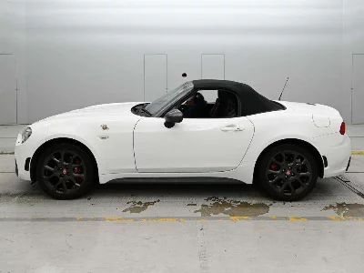 Abarth 124 Spider