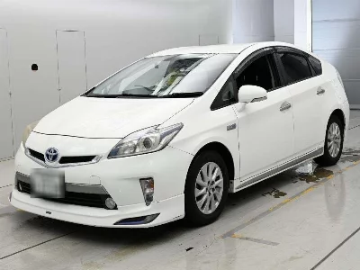 Toyota Prius PHV