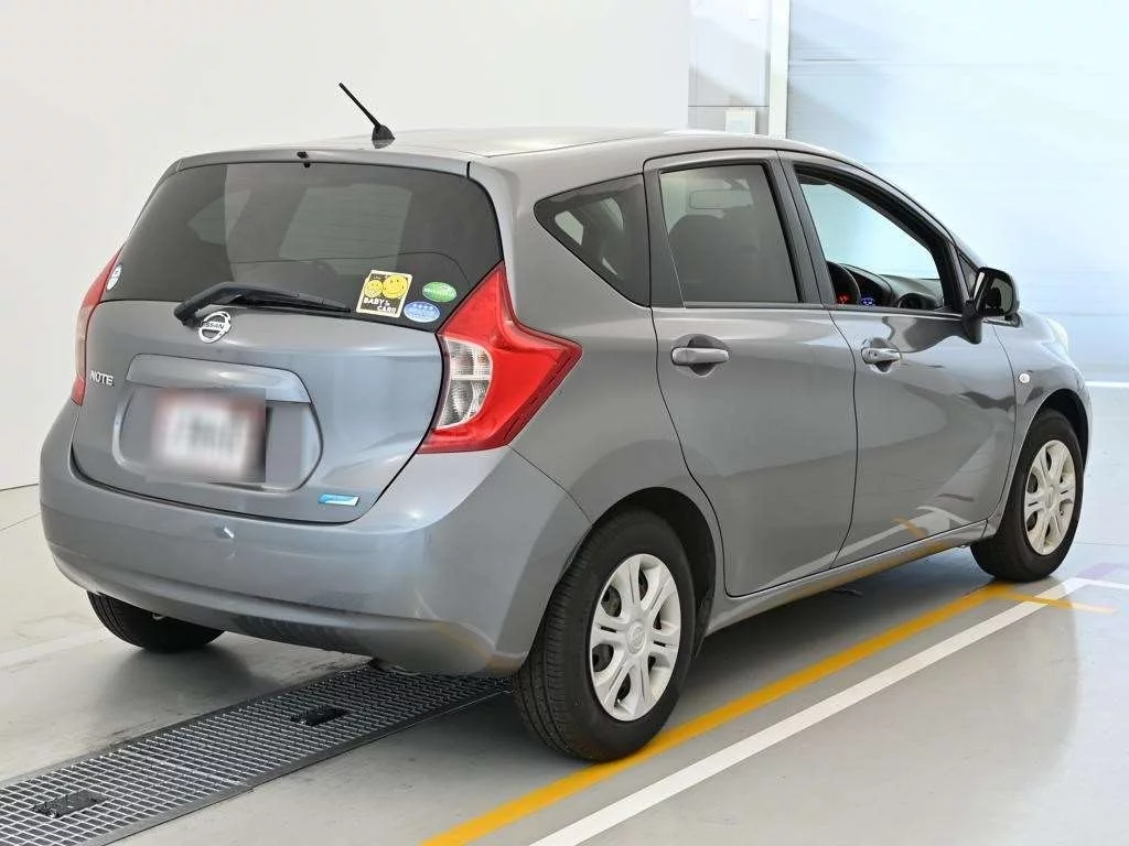 Nissan Note  с аукциона в Японии