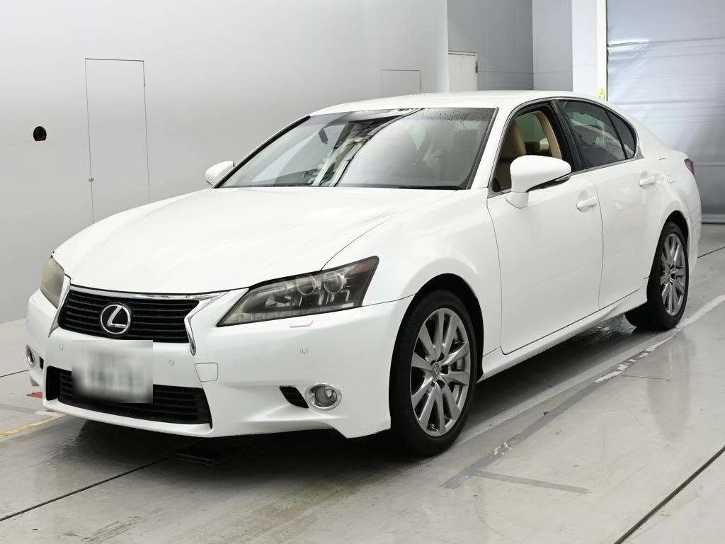 Lexus GS  с аукциона в Японии