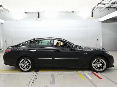 Toyota CROWN HYBRID