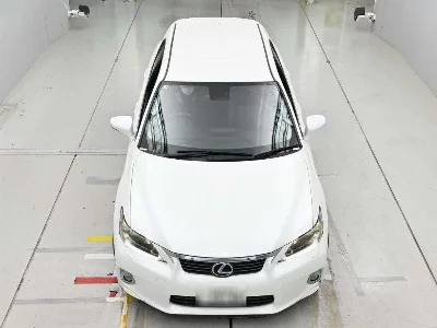 Lexus CT200h