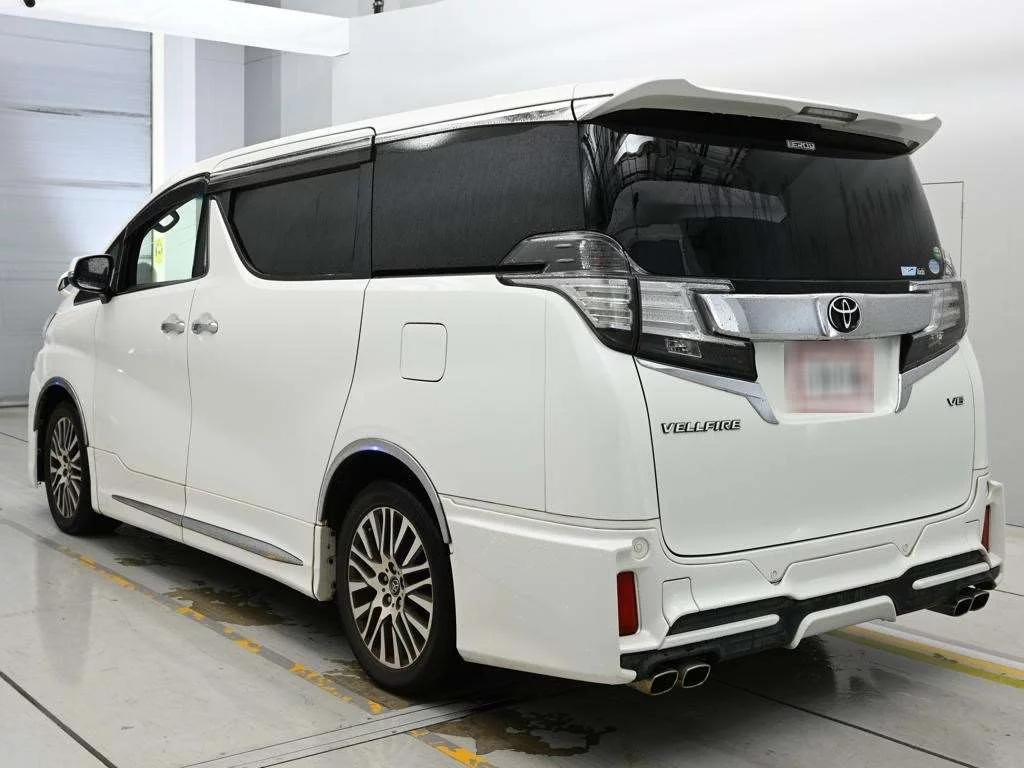 Toyota Vellfire  с аукциона в Японии