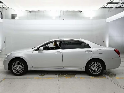 Toyota CROWN MAJESTA