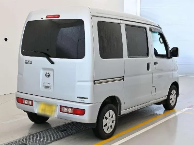 Toyota Pixis Van