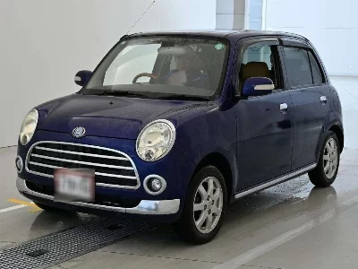 Daihatsu Mira Gino