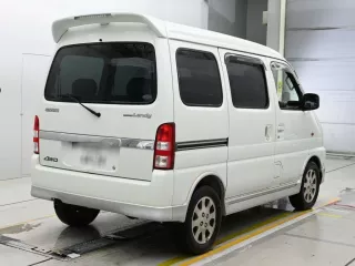 Suzuki Every Landy