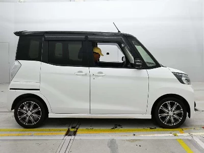 Mitsubishi EK SPACE CUSTOM