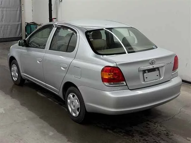 Toyota Platz  с аукциона в Японии
