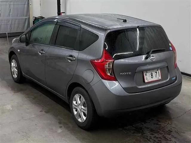 Nissan Note  с аукциона в Японии