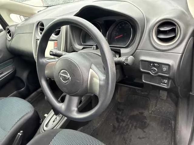 Nissan Note  с аукциона в Японии