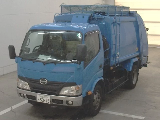 Hino Dutro  с аукциона в Японии