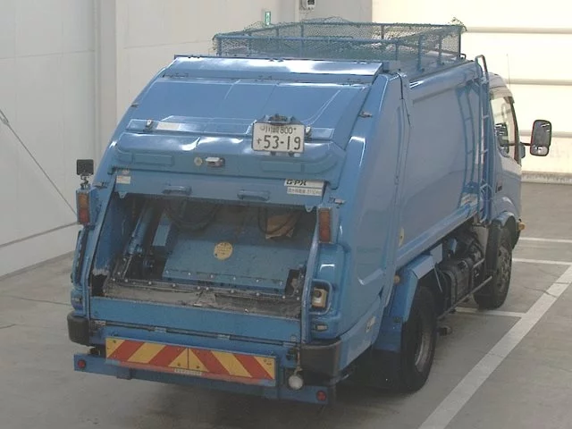 Hino Dutro  с аукциона в Японии