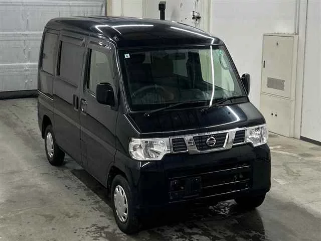 Nissan NV100 Clipper  с аукциона в Японии