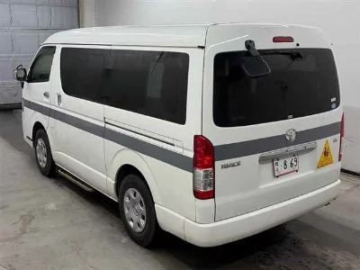 Toyota HIACE WAGON