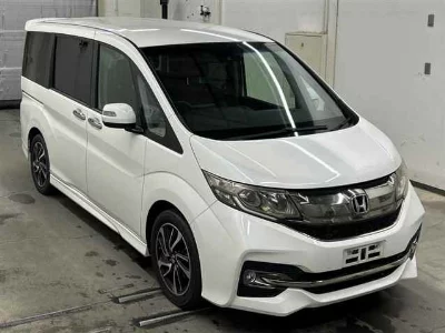Honda STEPWGN SPADA