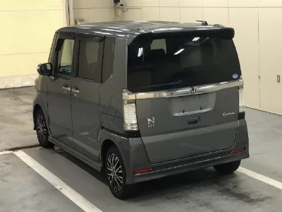 Honda N BOX CUSTOM