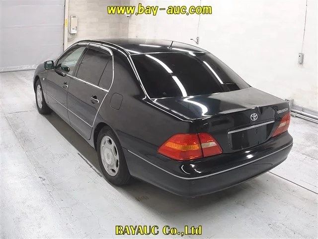Toyota Celsior  с аукциона в Японии
