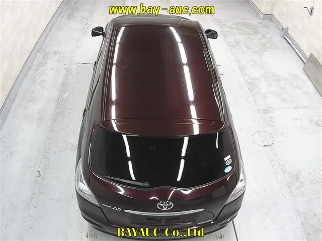 Toyota Mark X Zio  с аукциона в Японии