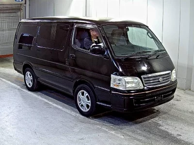 TOYOTA HIACE WAGON