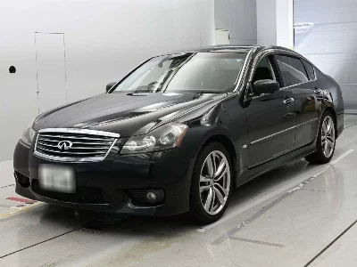 NISSAN FUGA