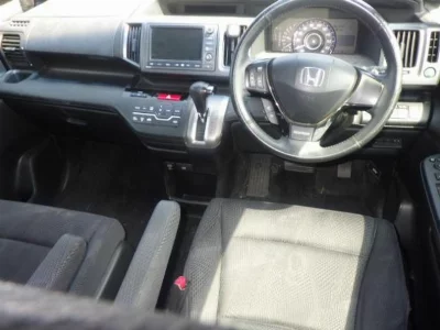 HONDA STEPWGN SPADA