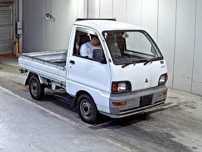 MITSUBISHI MINICAB TRUCK