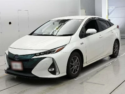 Toyota Prius PHV
