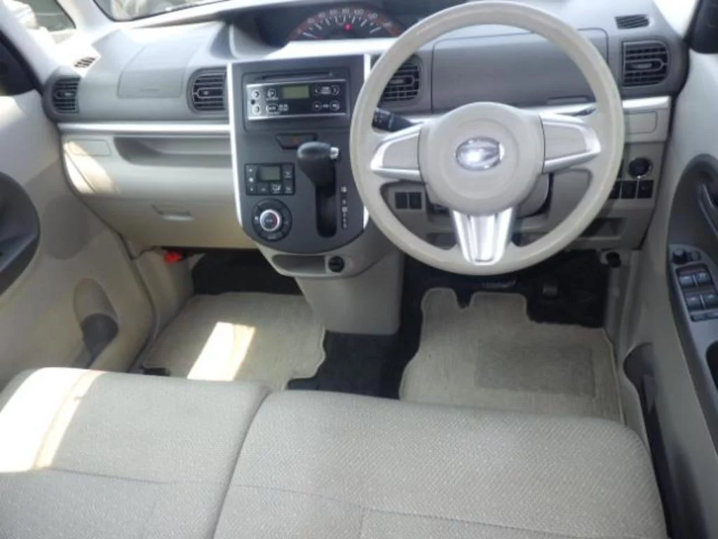 Daihatsu Tanto  с аукциона в Японии