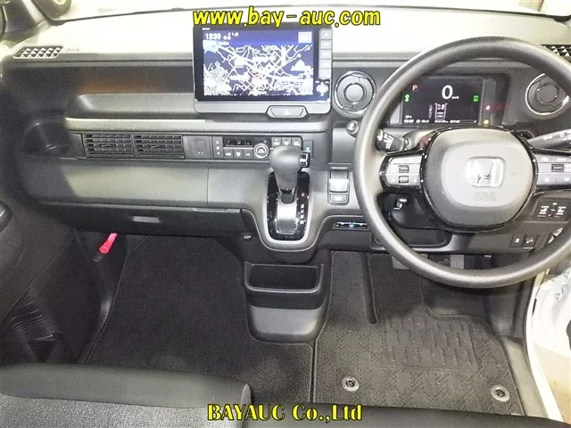 Honda N BOX CUSTOM  с аукциона в Японии