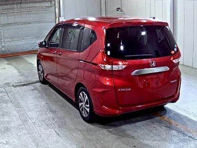 HONDA FREED HYBRID