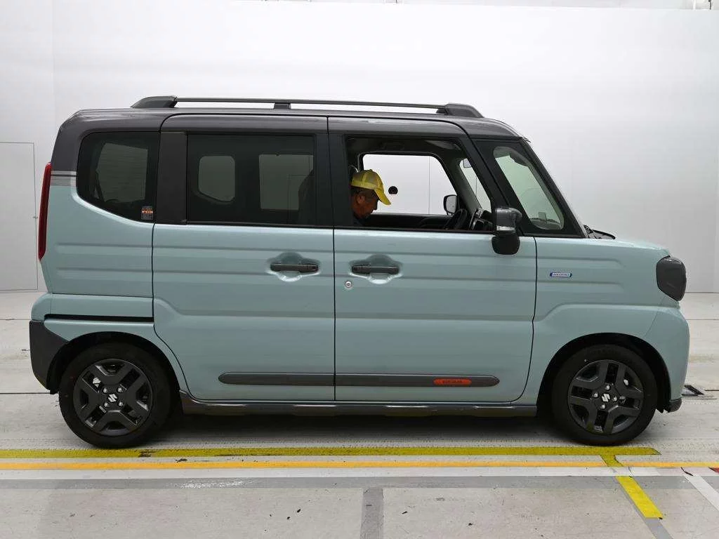 Suzuki Spacia Gear  с аукциона в Японии