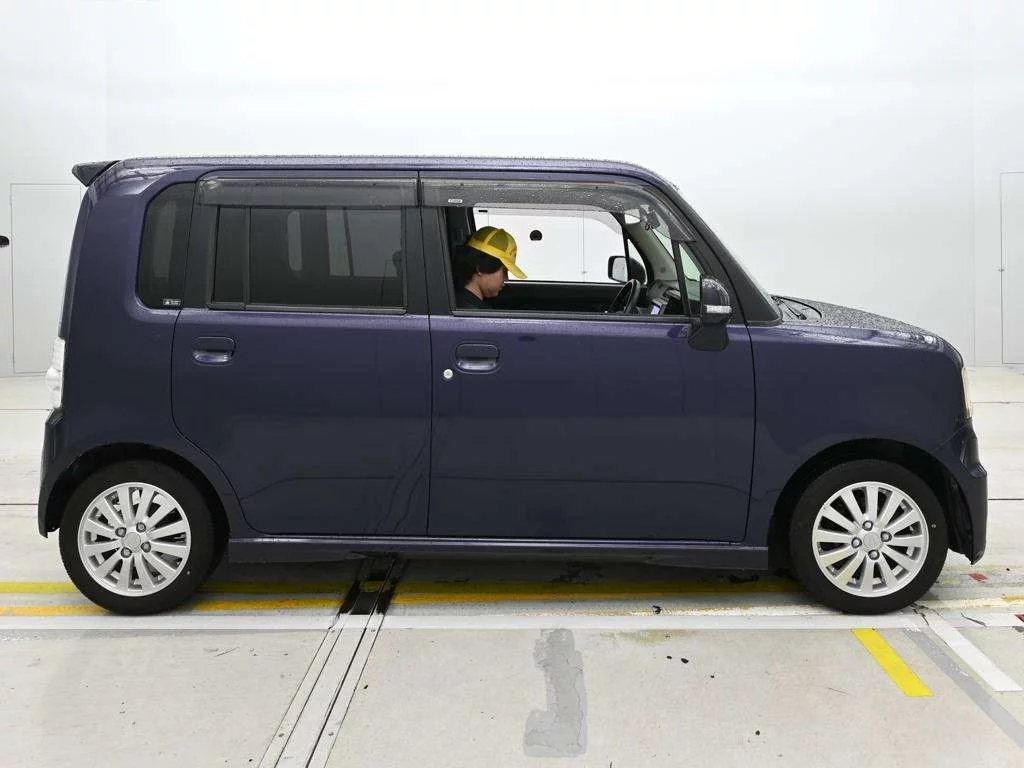 Daihatsu Move Conte  с аукциона в Японии